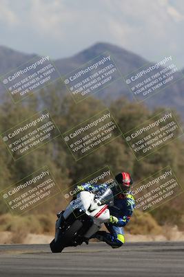 media/Oct-13-2025-Moto Forza (Mon) [[a66d839500]]/2-A Group/Session 4 Turn 7/